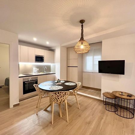 Huerto & Private Patio In The Old Town By Ele Apartments Malaga Ngoại thất bức ảnh