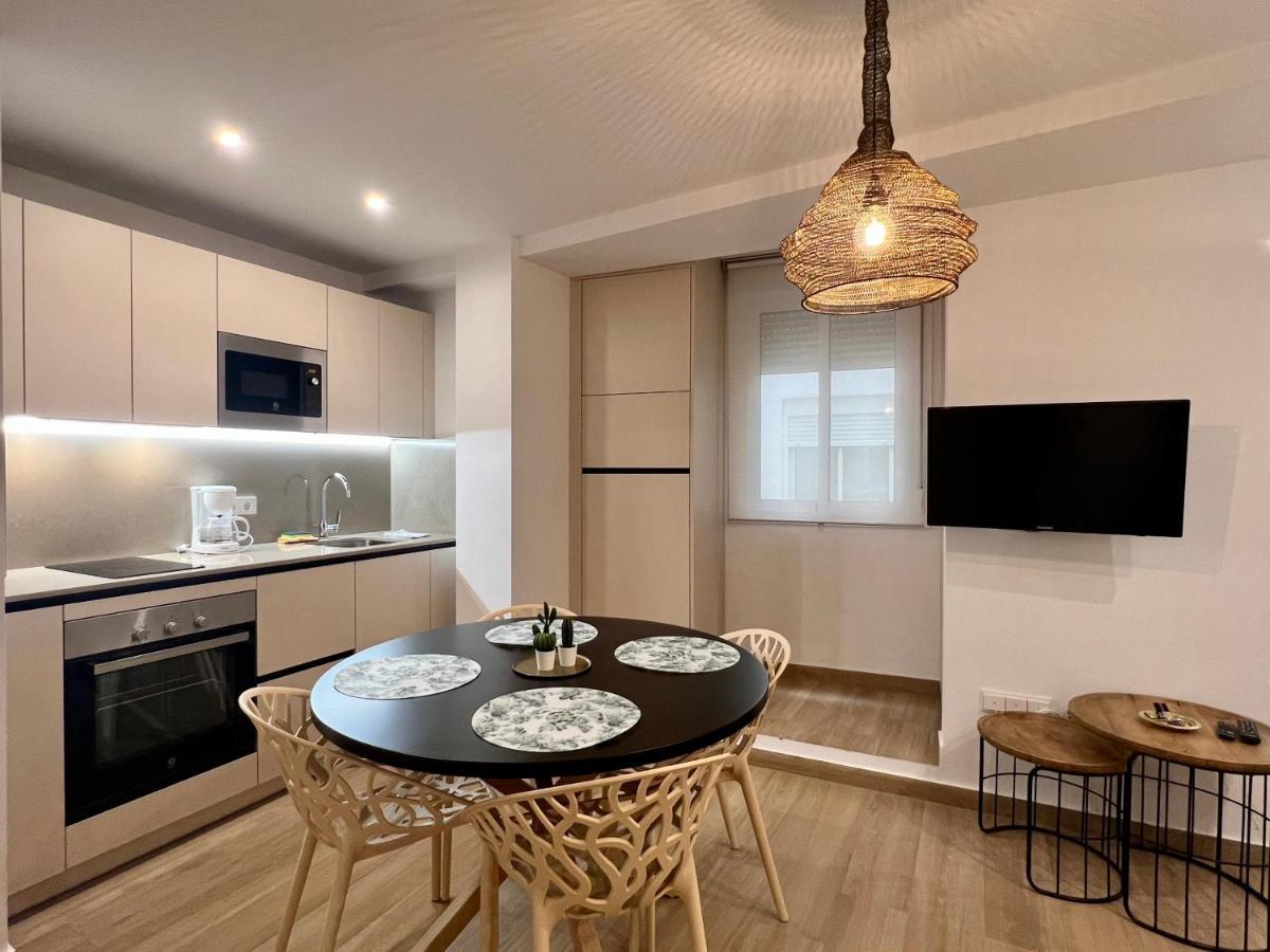 Huerto & Private Patio In The Old Town By Ele Apartments Malaga Ngoại thất bức ảnh