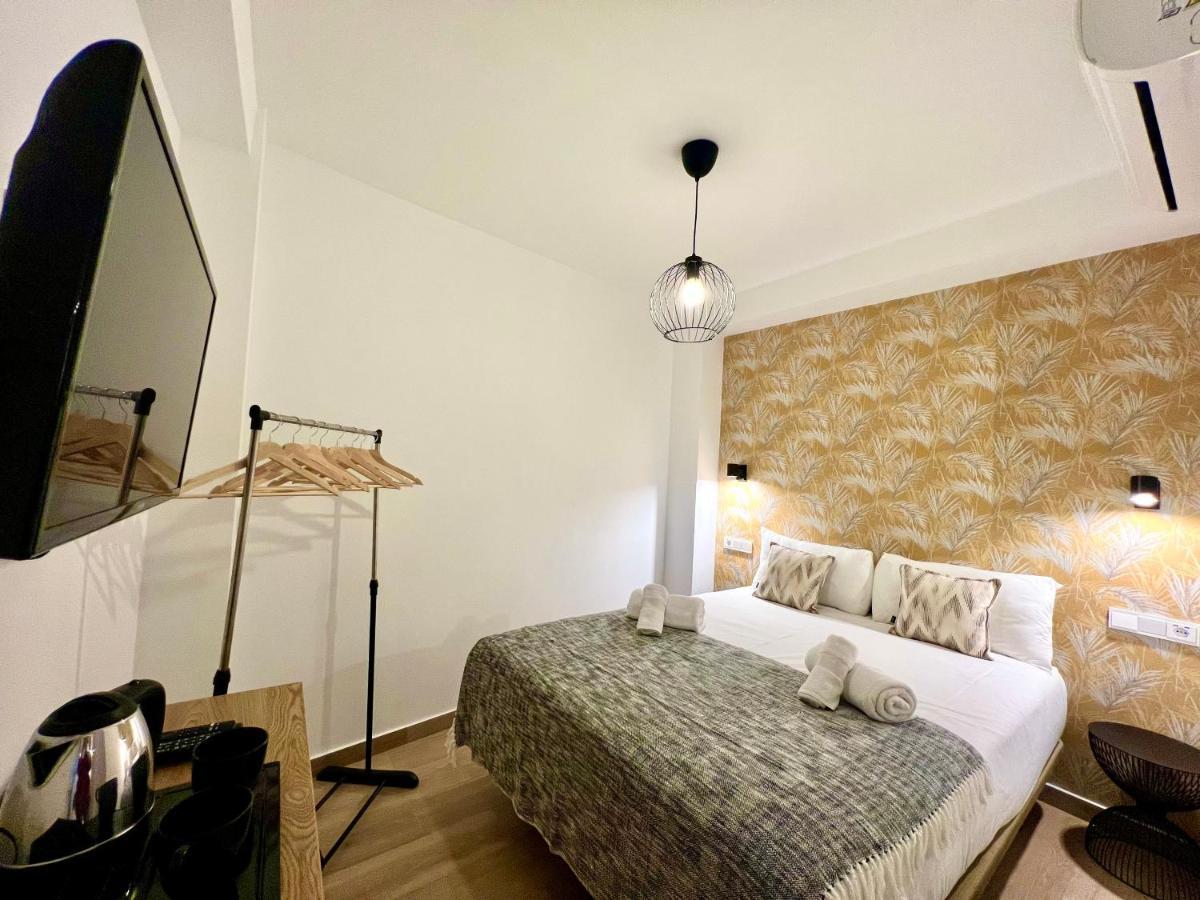 Huerto & Private Patio In The Old Town By Ele Apartments Malaga Ngoại thất bức ảnh
